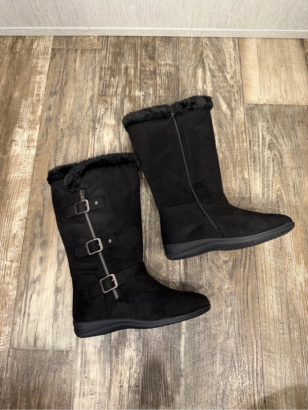 Hot Cakes Kids Black Faux Fur Buckle Zip Rain & Snow Boots Size 3.5